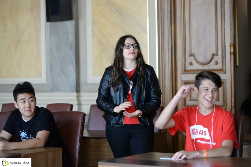 Cserediákok fogadása a Városházán
