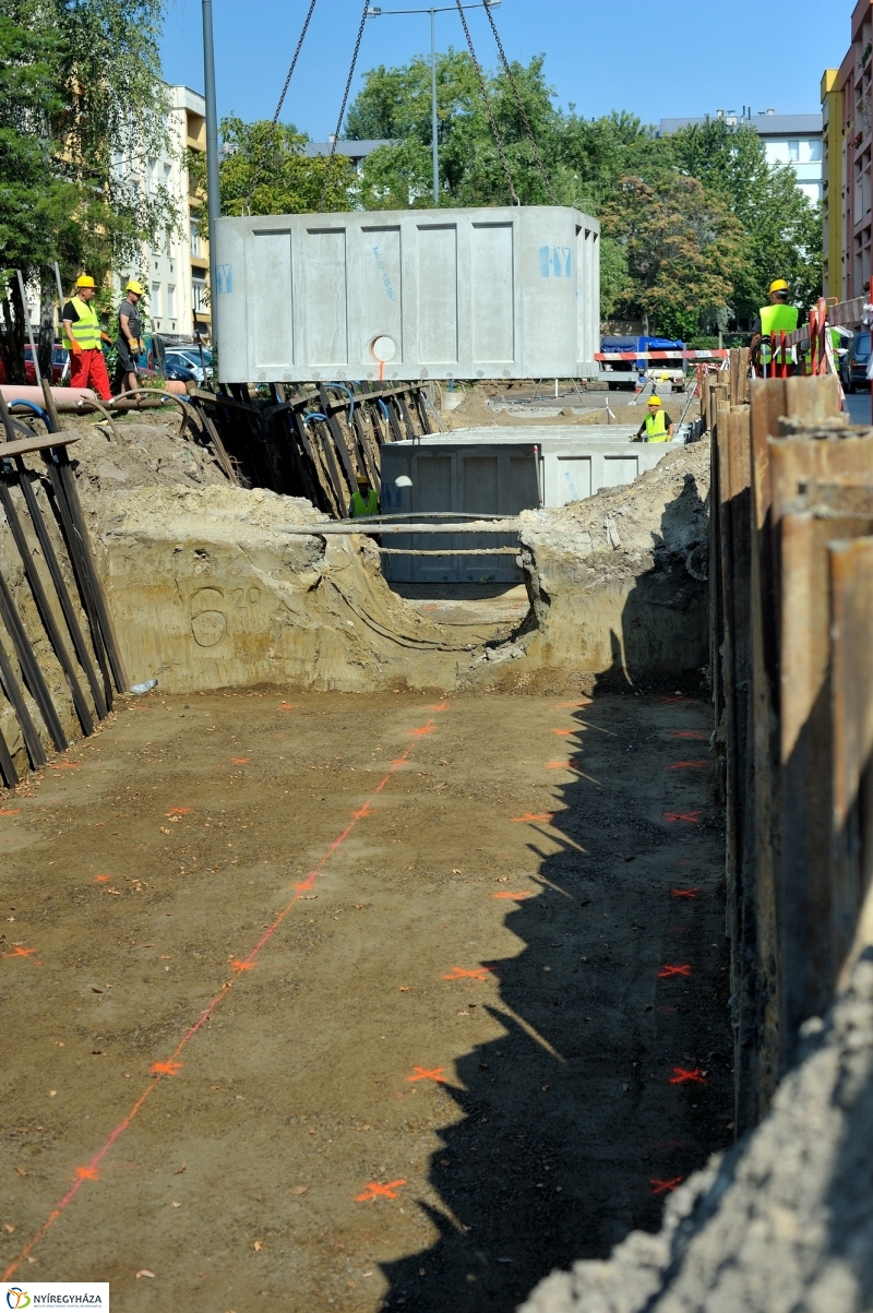 Munkálatok a Szántó Kovács János utcán I - fotó Szarka Lajos