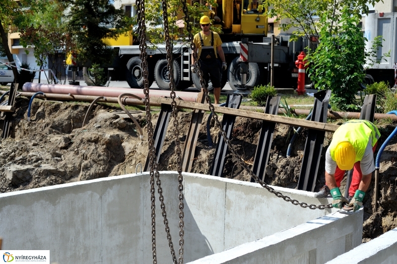 Munkálatok a Szántó Kovács János utcán I - fotó Szarka Lajos