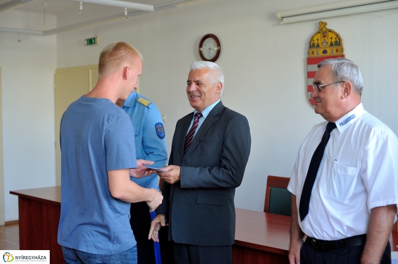 Elismerés a polgárőröknek - fotó Szarka Lajos