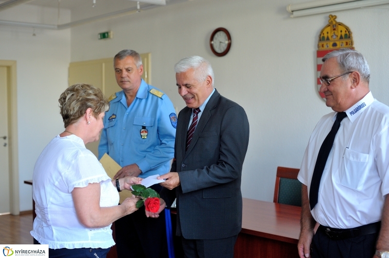 Elismerés a polgárőröknek - fotó Szarka Lajos