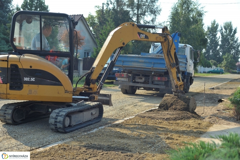 Helyszíni bejárás a Szíjgyártó utcán - fotó Szarka Lajos