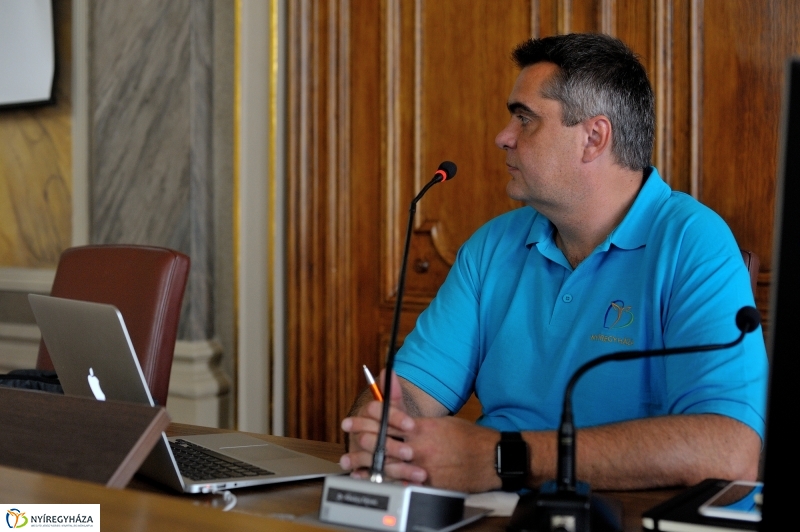 Nyitott Városháza Dr. Ulrich Attila vezetésével - fotó Szarka Lajos