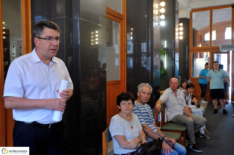 Nyitott Városháza Jászai Menyhért vezetésével - fotó Szarka Lajos