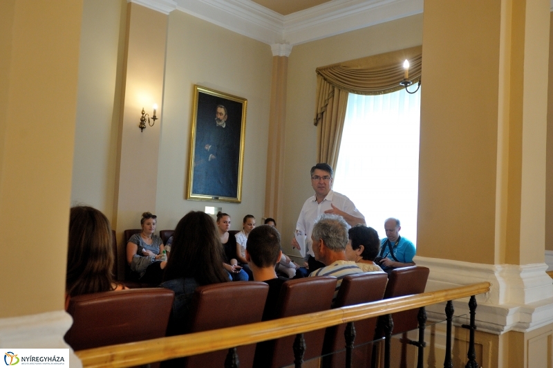 Nyitott Városháza Jászai Menyhért vezetésével - fotó Szarka Lajos