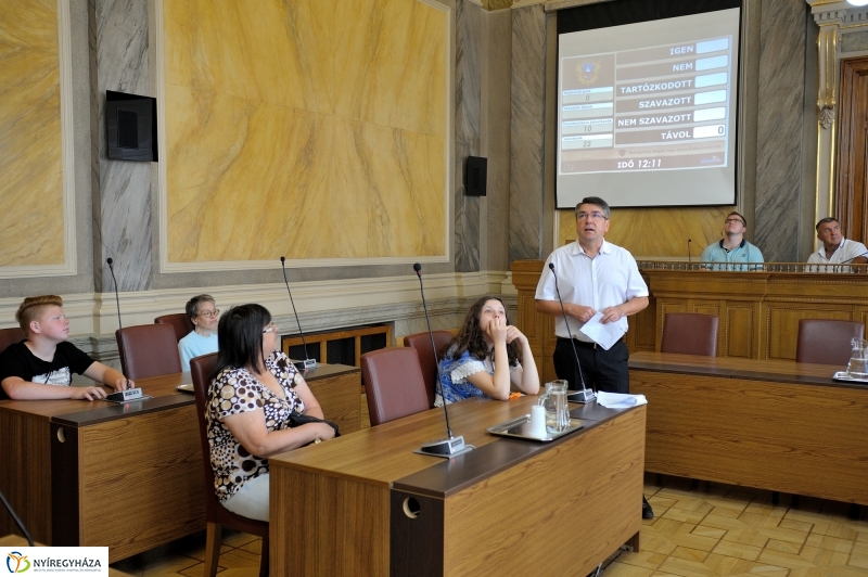 Nyitott Városháza Jászai Menyhért vezetésével - fotó Szarka Lajos