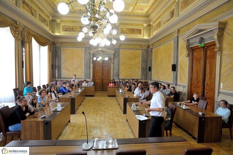 Nyitott Városháza Jászai Menyhért vezetésével - fotó Szarka Lajos