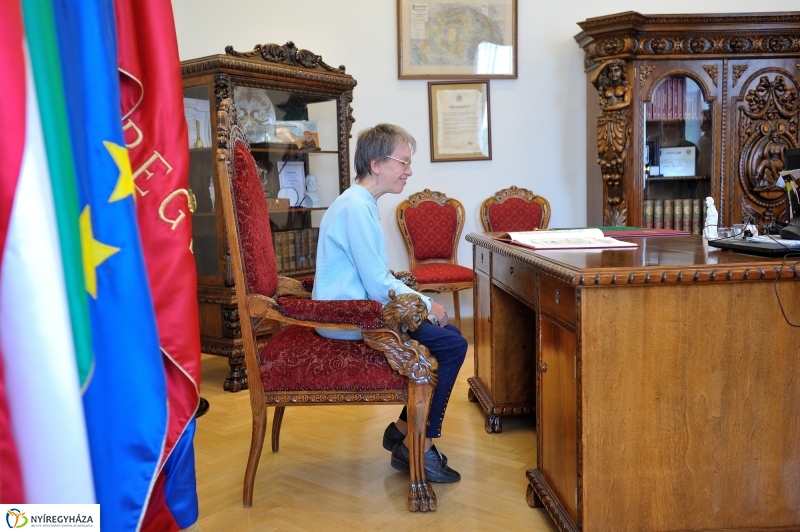 Nyitott Városháza Jászai Menyhért vezetésével - fotó Szarka Lajos