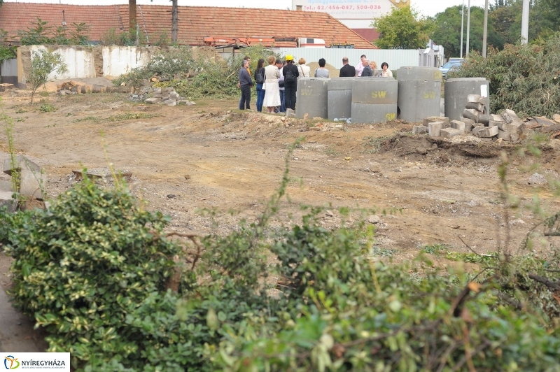 Helyszíni bejárás a Kígyó utcán - fotó Szarka Lajos