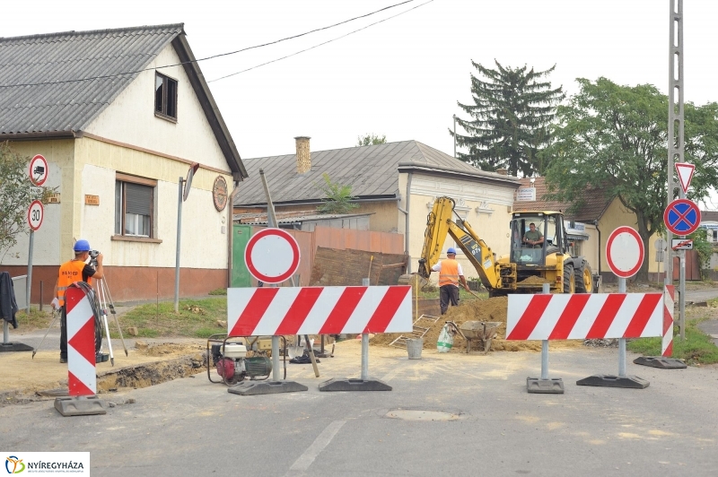 Helyszíni bejárás a Kígyó utcán - fotó Szarka Lajos