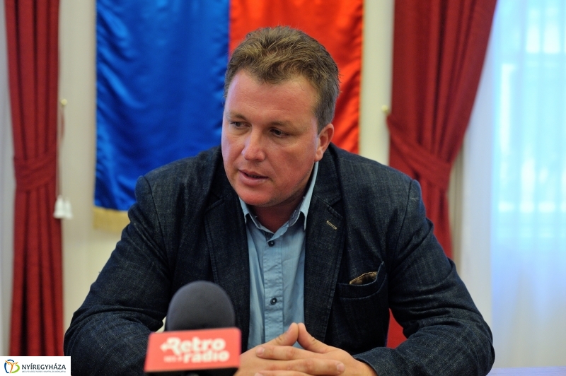 Szépkorúak Akadémiája sajtótájékoztató - fotó Szarka Lajos