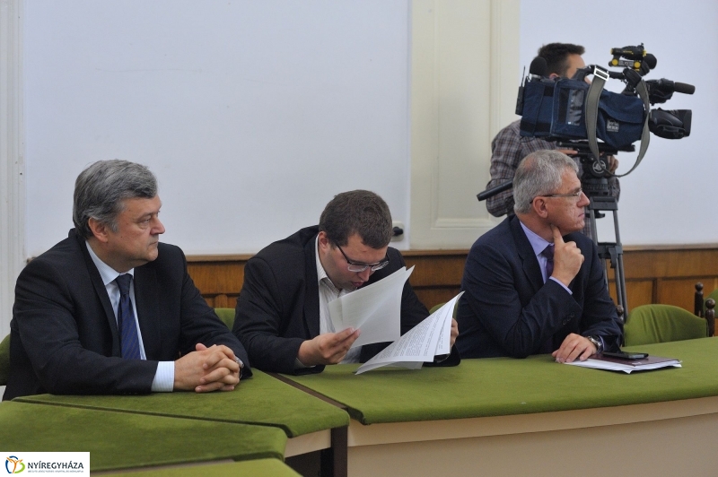 Határmenti konferencia Nyíregyházán - fotó Szarka Lajos