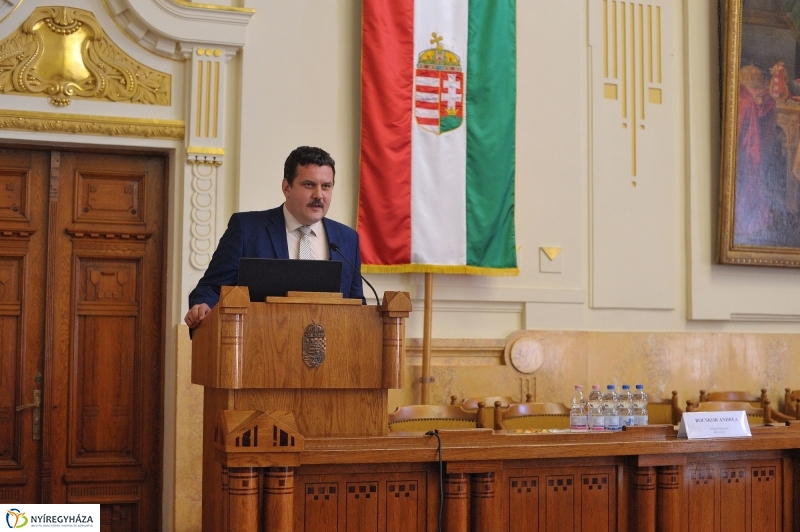 Határmenti konferencia Nyíregyházán - fotó Szarka Lajos