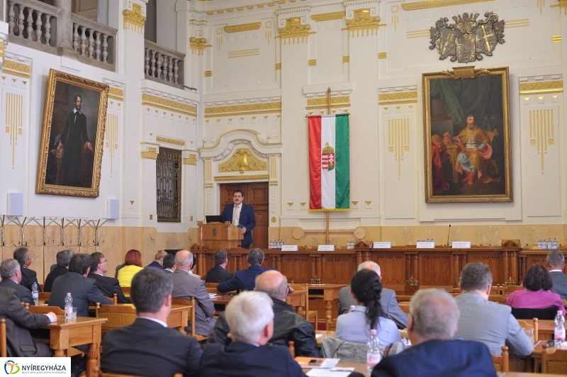 Határmenti konferencia Nyíregyházán - fotó Szarka Lajos