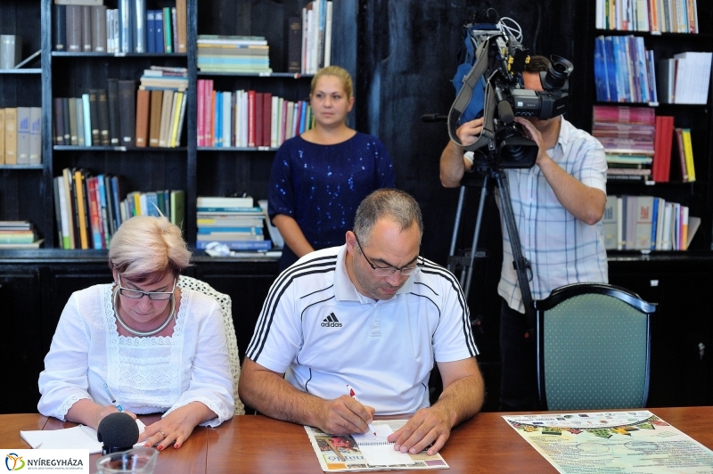 Autómentes nap sajtótájékoztató - fotó Szarka Lajos