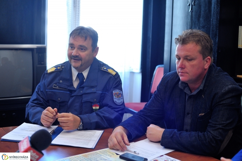 Autómentes nap sajtótájékoztató - fotó Szarka Lajos