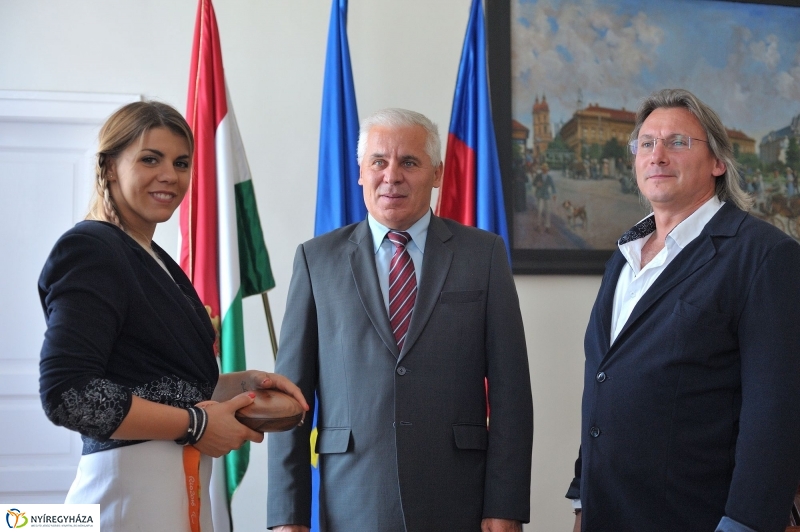 Olimpikonok a Városházán - fotó Szarka Lajos