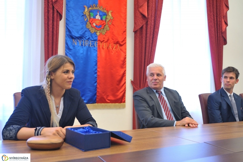 Olimpikonok a Városházán - fotó Szarka Lajos