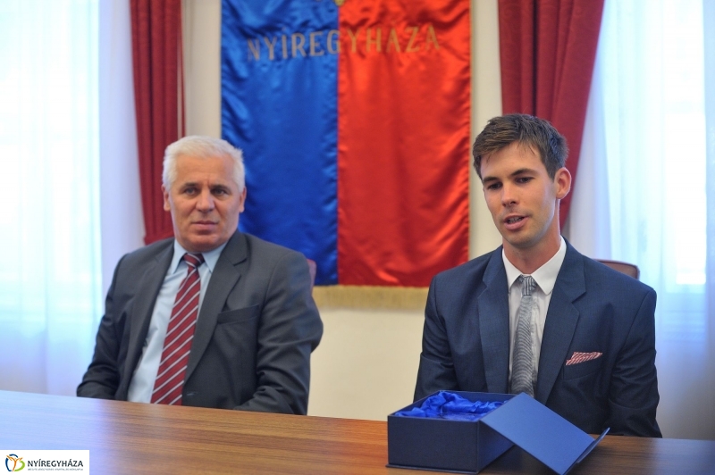 Olimpikonok a Városházán - fotó Szarka Lajos