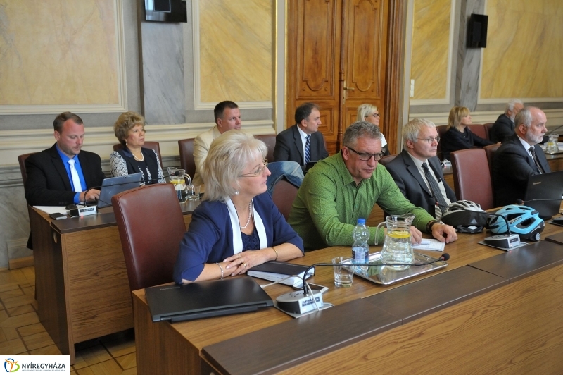 Városi Közgyűlés 20160922 - fotó Szarka Lajos