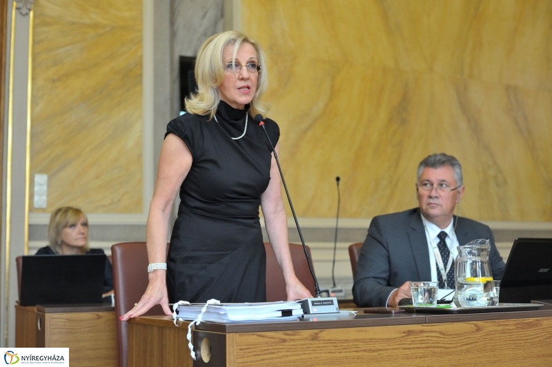 Városi Közgyűlés 20160922 - fotó Szarka Lajos