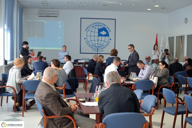 Gazdasági fórum az Iparkamarában - fotó Szarka Lajos