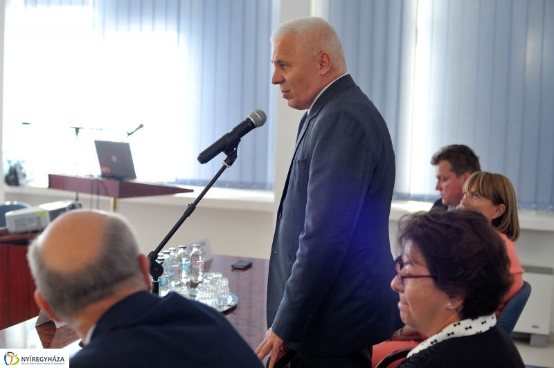 Gazdasági fórum az Iparkamarában - fotó Szarka Lajos