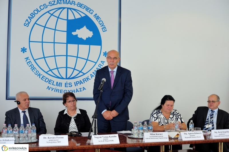 Gazdasági fórum az Iparkamarában - fotó Szarka Lajos