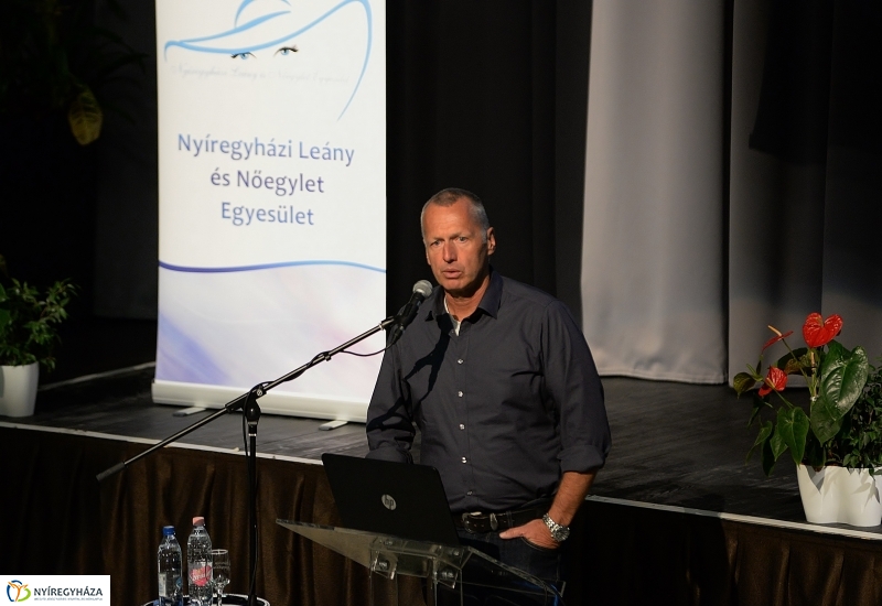 Georg Spöttle előadása Nyíregyházán