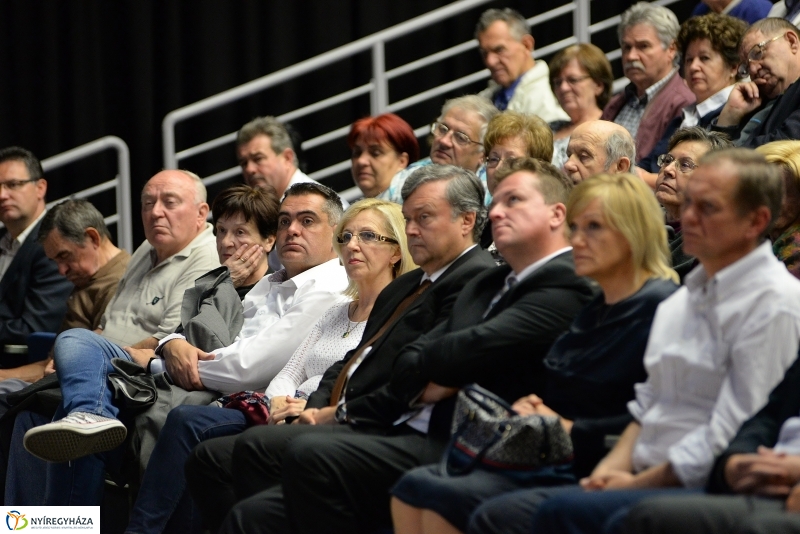 Georg Spöttle előadása Nyíregyházán