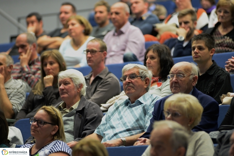Georg Spöttle előadása Nyíregyházán