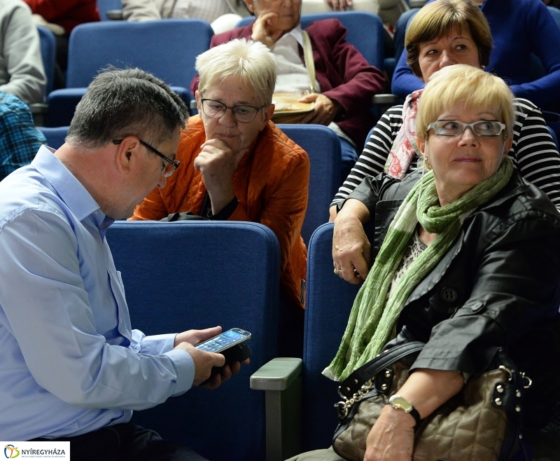 Georg Spöttle előadása Nyíregyházán