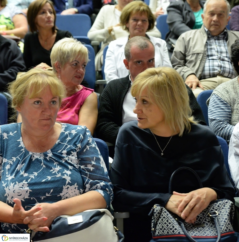 Georg Spöttle előadása Nyíregyházán