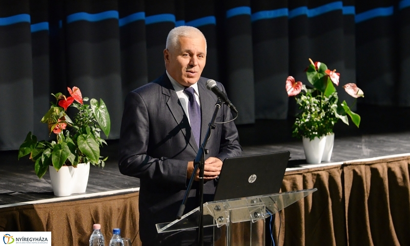 Georg Spöttle előadása Nyíregyházán