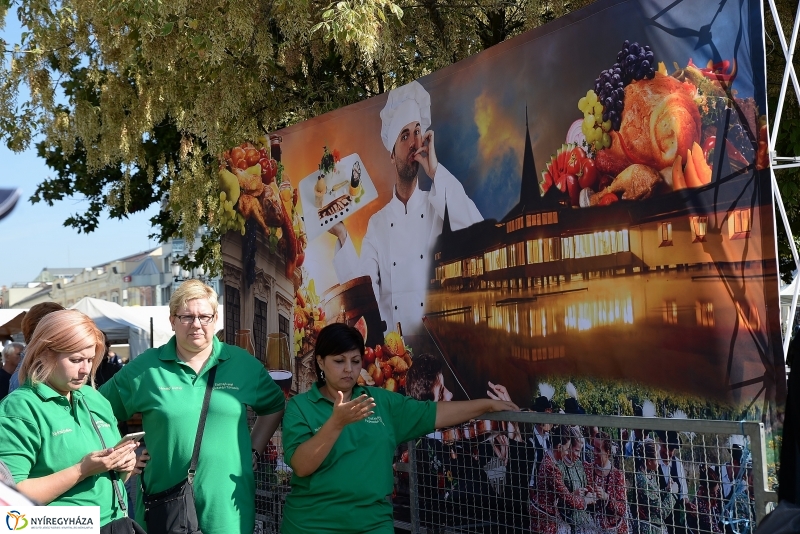 Megkezdődött a Tirpák Fesztivál a belvárosban