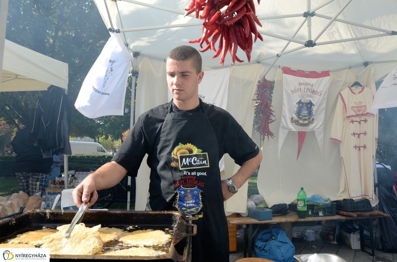 Grillbajnokság a belvárosban