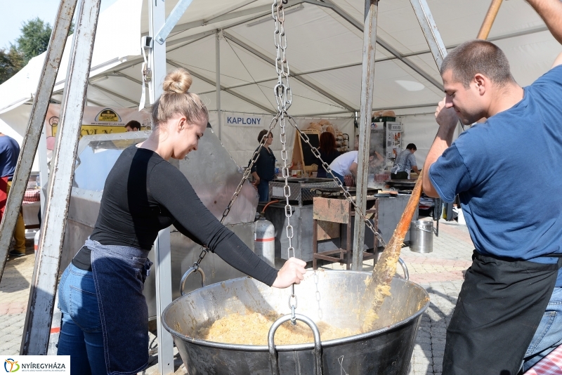 Grillbajnokság a belvárosban