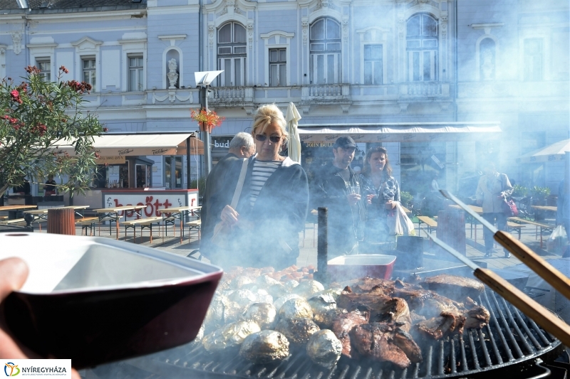 Grillbajnokság a belvárosban