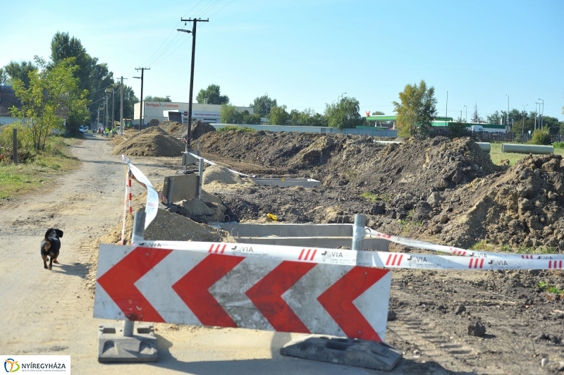 Helyszíni bejárás a Tüzér utcán - fotó Szarka Lajos