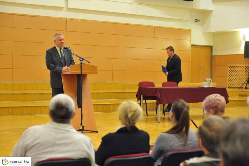 Letették az esküt - fotó Szarka Lajos