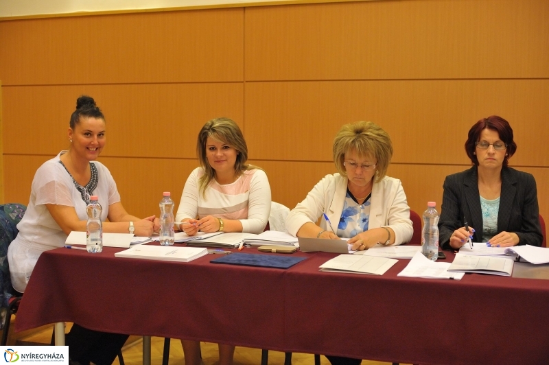 Letették az esküt - fotó Szarka Lajos