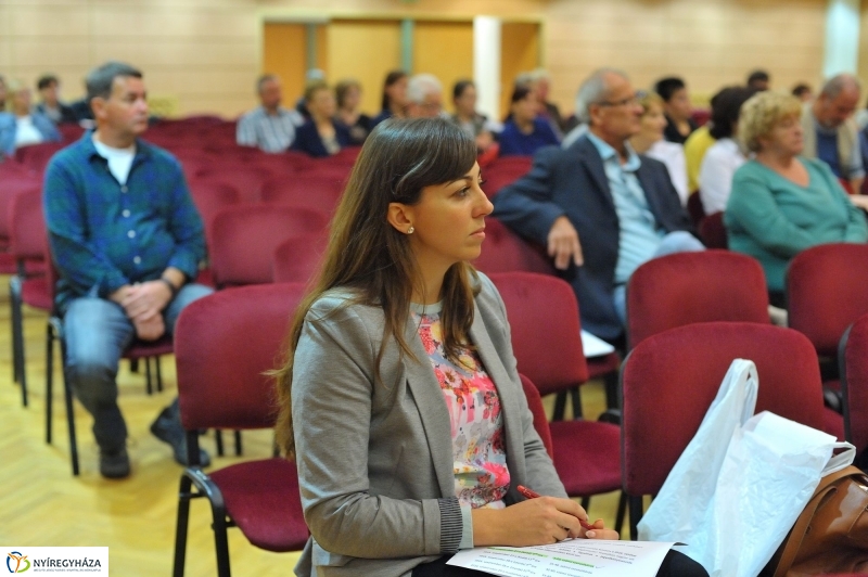 Letették az esküt - fotó Szarka Lajos