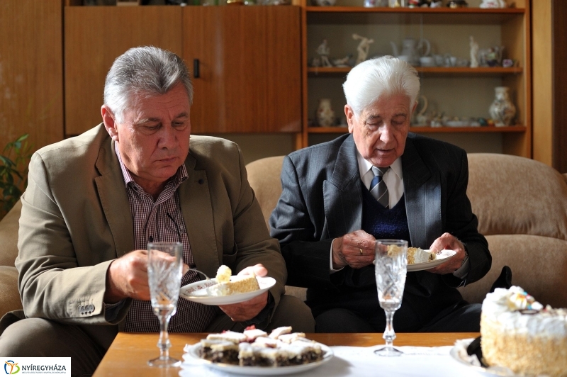 Szépkorú köszöntése Huszka József - fotó Szarka Lajos