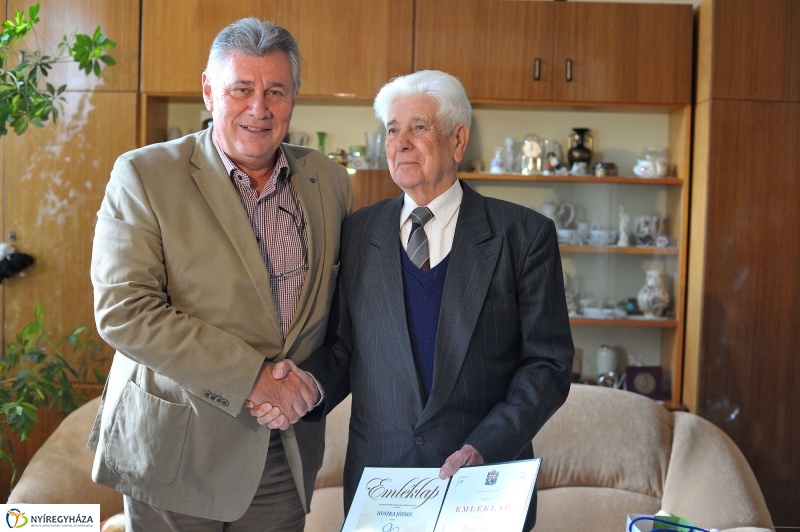 Szépkorú köszöntése Huszka József - fotó Szarka Lajos