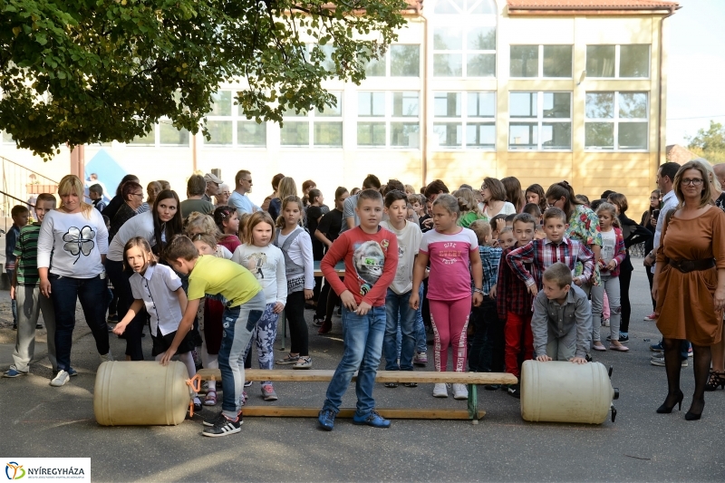 Szőlőszem, szőlőfürt avató Nyírszőlősön