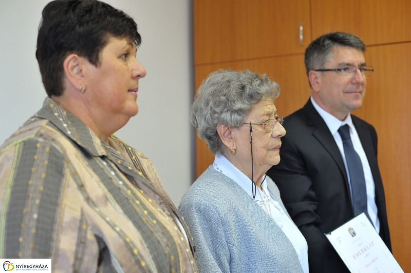 Szépkorú köszöntése Kovács Miklósné - fotó Szarka Lajos