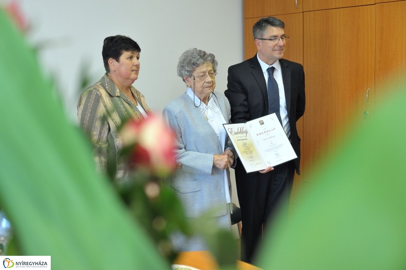 Szépkorú köszöntése Kovács Miklósné - fotó Szarka Lajos