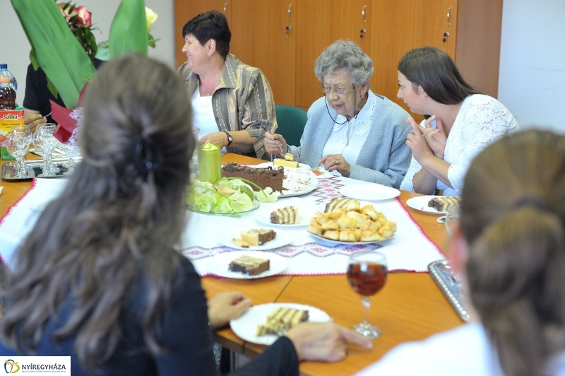 Szépkorú köszöntése Kovács Miklósné - fotó Szarka Lajos