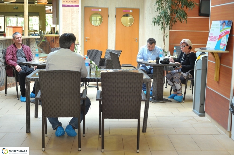 Csobbanjon 1 millióért eredményhirdetése - fotó Szarka Lajos