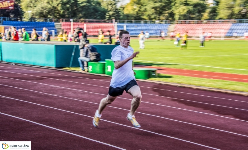 Diákok versenye a Városi Stadionban